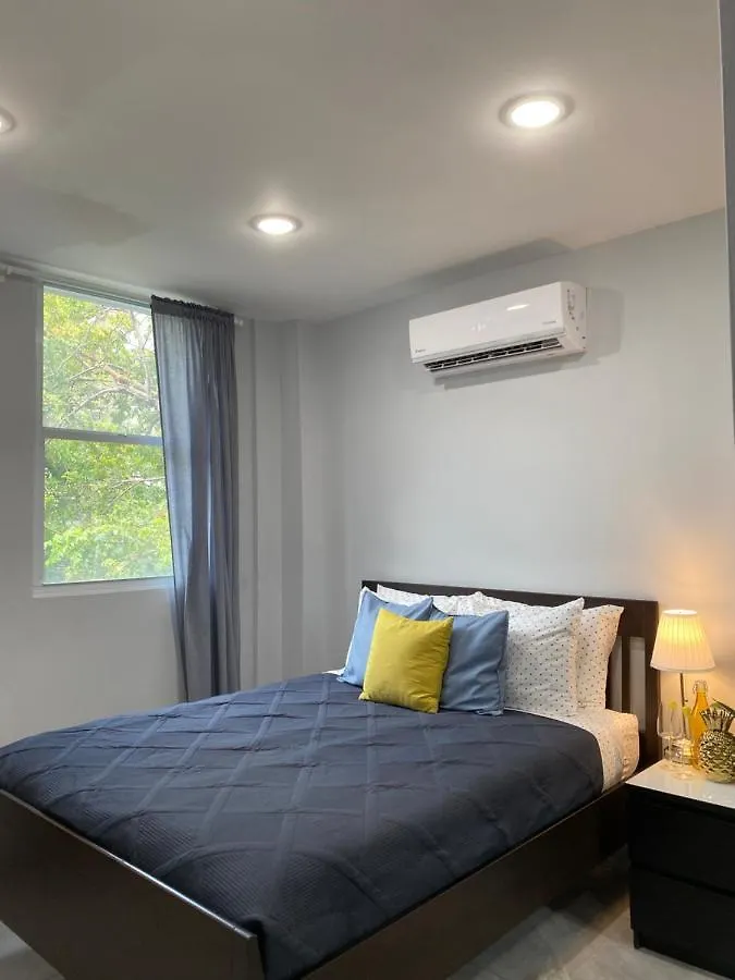 דירה סן חואן 1202 Ponce De Leon Suites פוארטו ריקו